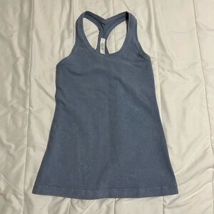Lululemon size 4 tank top
